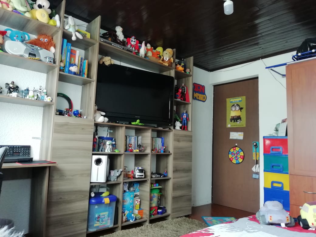 Casa de 5 alcobas en venta en Las Orquideas, Bogotá, 140 m² · foto 11 de 20