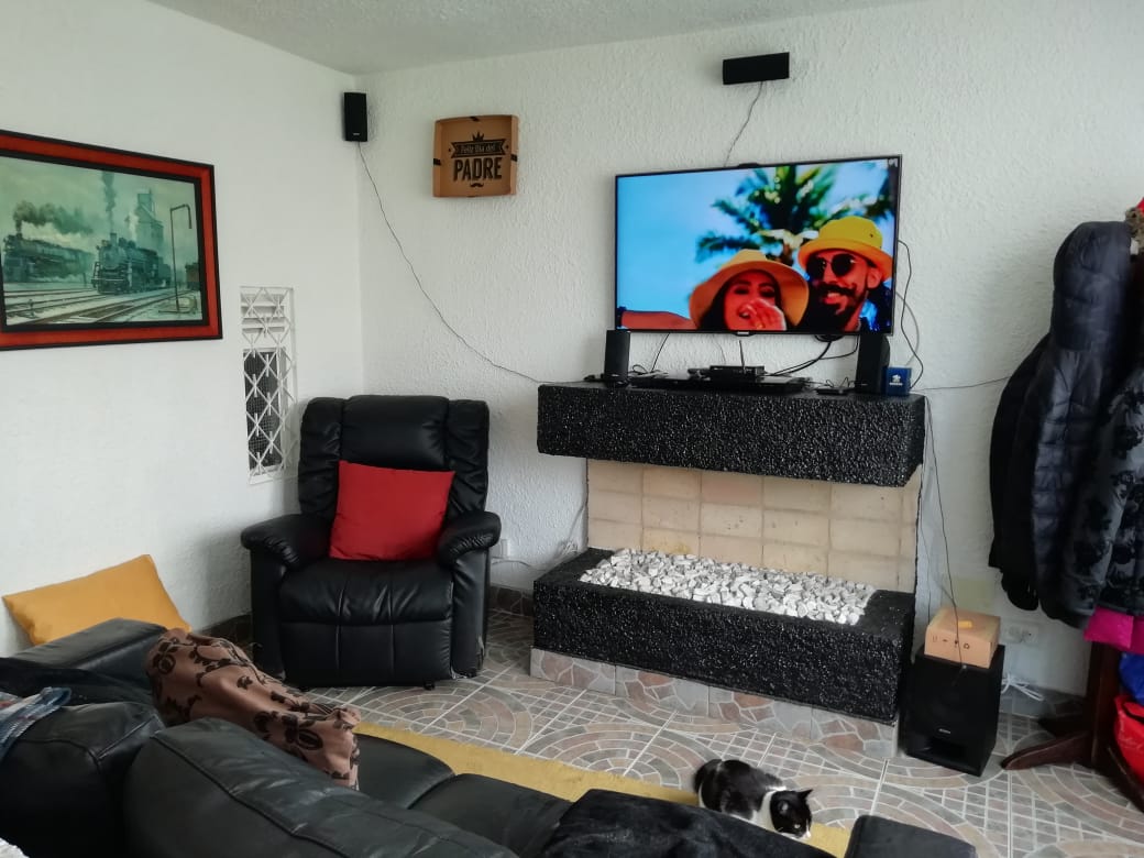 Casa de 5 alcobas en venta en Las Orquideas, Bogotá, 140 m² · foto 3 de 20