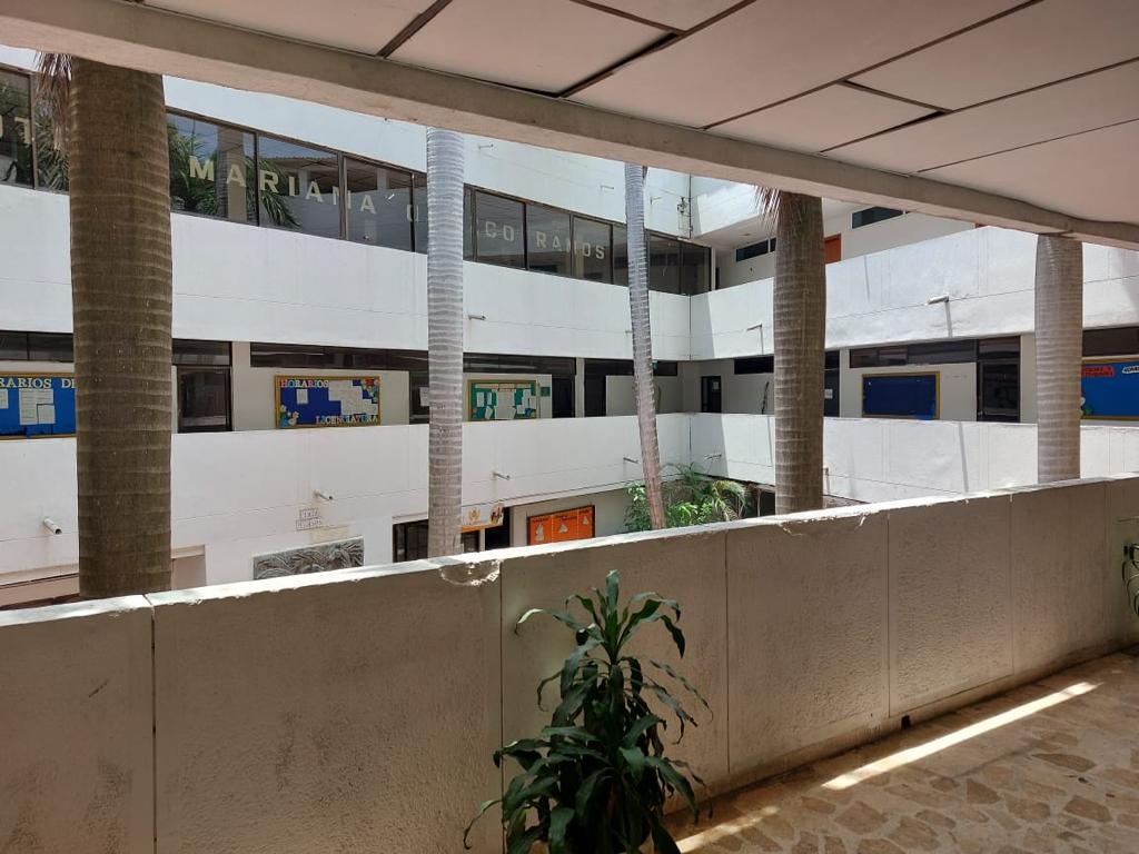 Edificio en arriendo en Pie Del Cerro, Cartagena, 3000 m² · foto 3 de 9