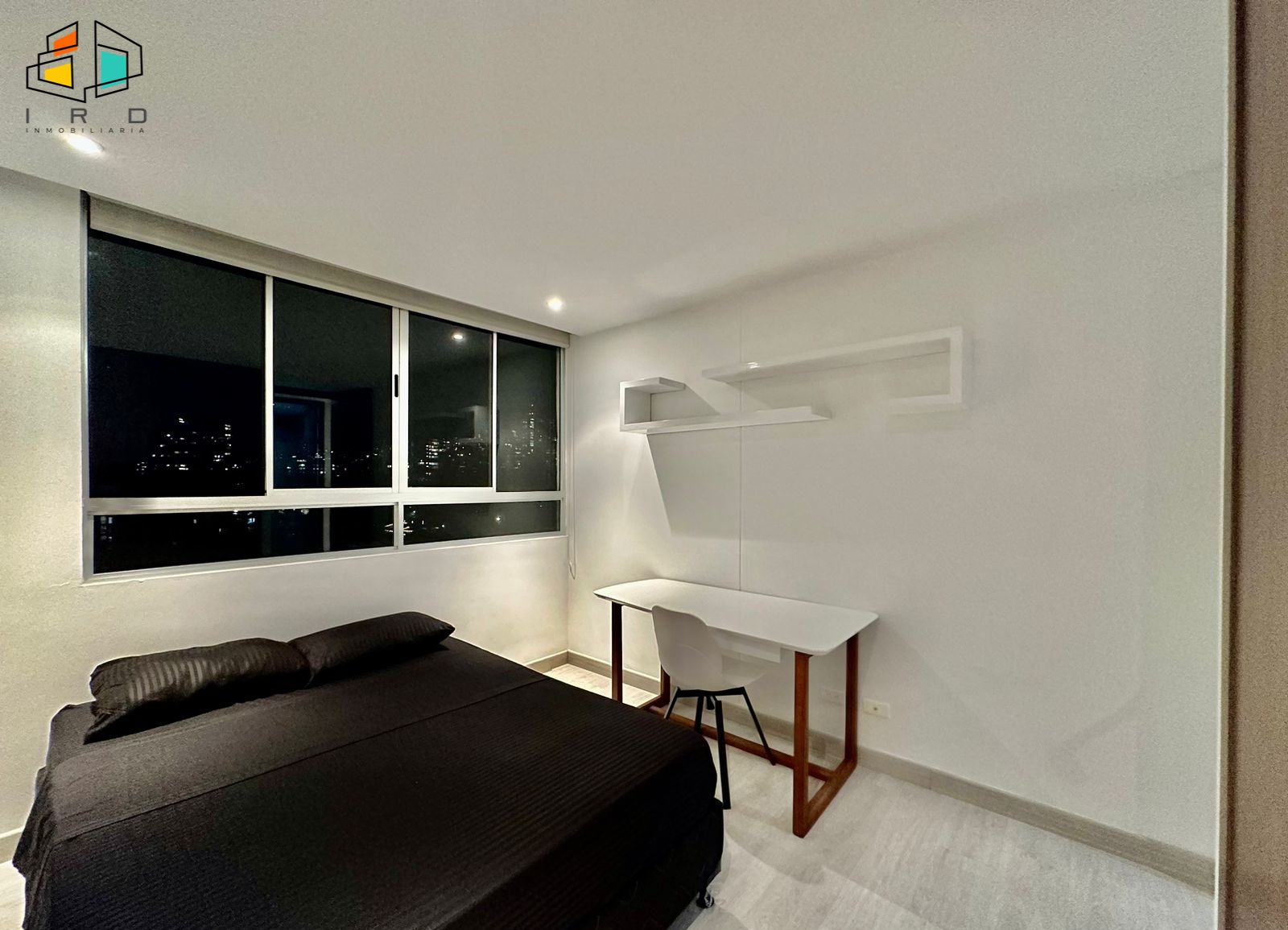 Apartamento de 3 alcobas en arriendo en San Lucas, Medellín, 115 m² · foto 21 de 24