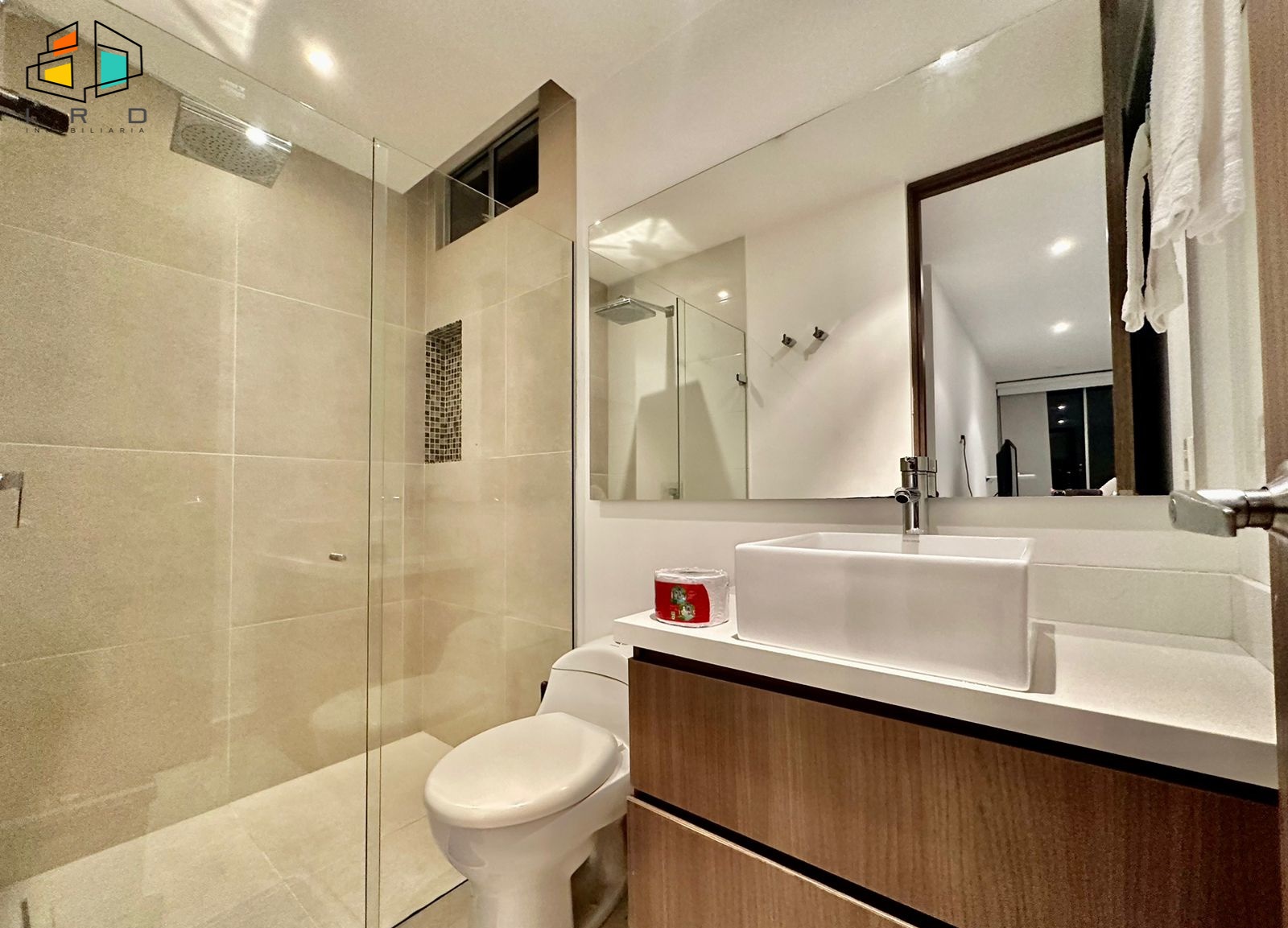 Apartamento de 3 alcobas en arriendo en San Lucas, Medellín, 115 m² · foto 23 de 24