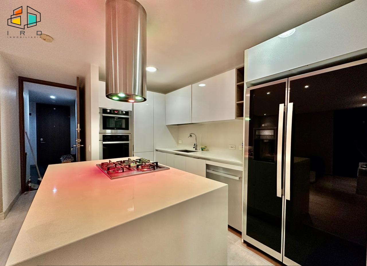 Apartamento de 3 alcobas en arriendo en San Lucas, Medellín, 115 m² · foto 4 de 24