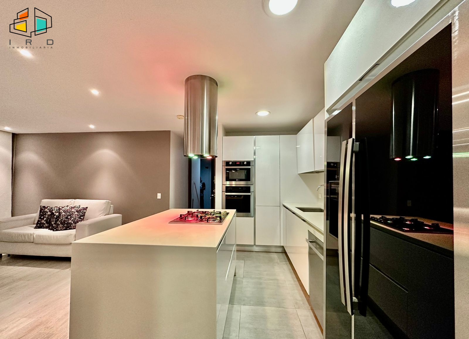 Apartamento de 3 alcobas en arriendo en San Lucas, Medellín, 115 m² · foto 5 de 24