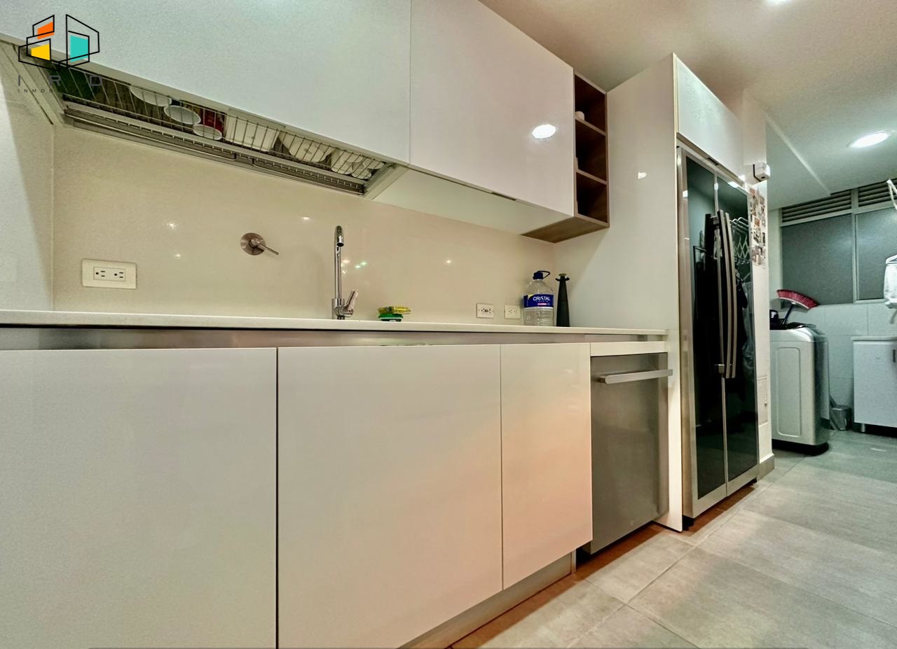 Apartamento de 3 alcobas en arriendo en San Lucas, Medellín, 115 m² · foto 8 de 24