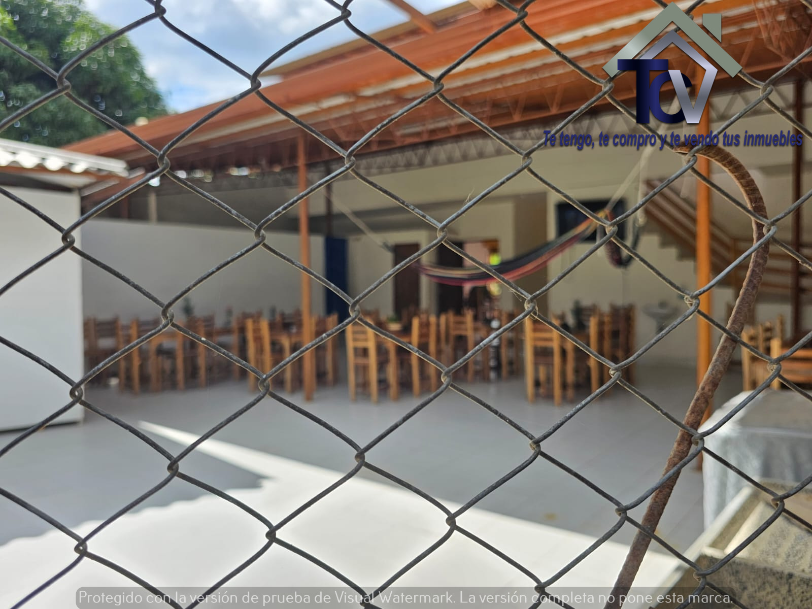 Casa en venta en Hsd. San Antonio De Carrizal, Girón, 200 m² · foto 2 de 11
