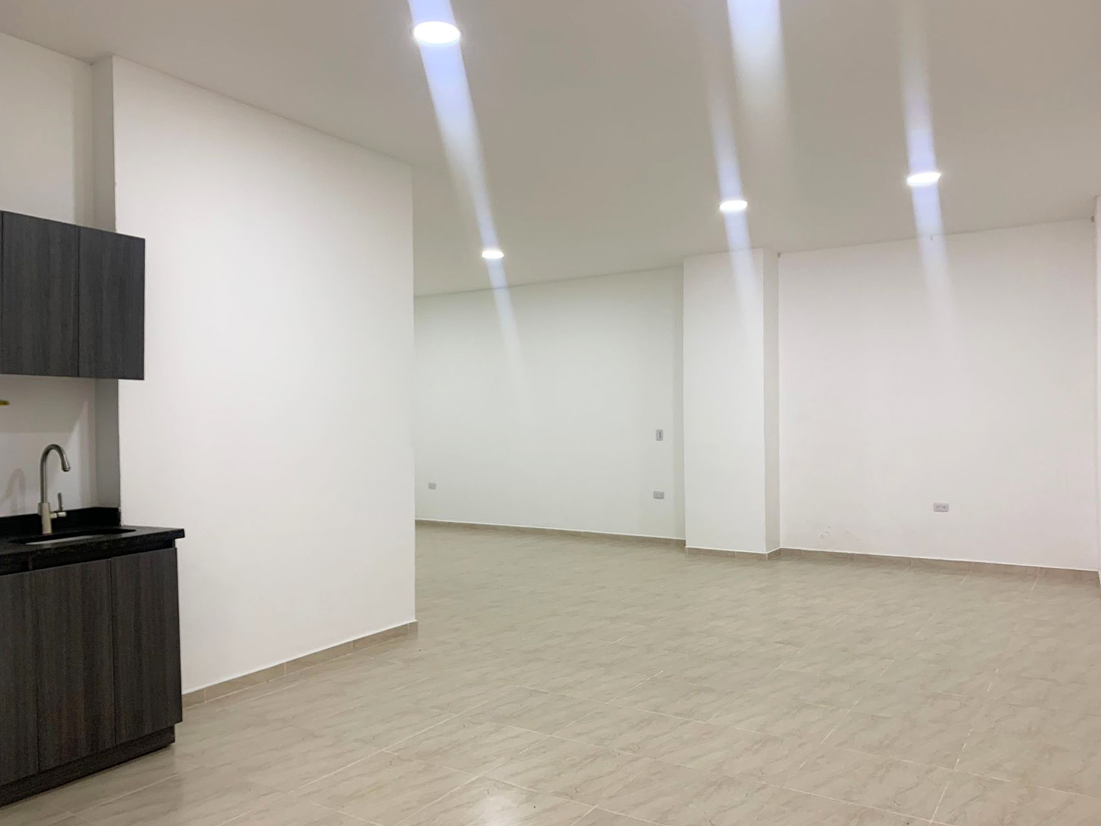 Local en arriendo en Entre Amigos, Sabaneta, 118 m² · foto 8 de 9