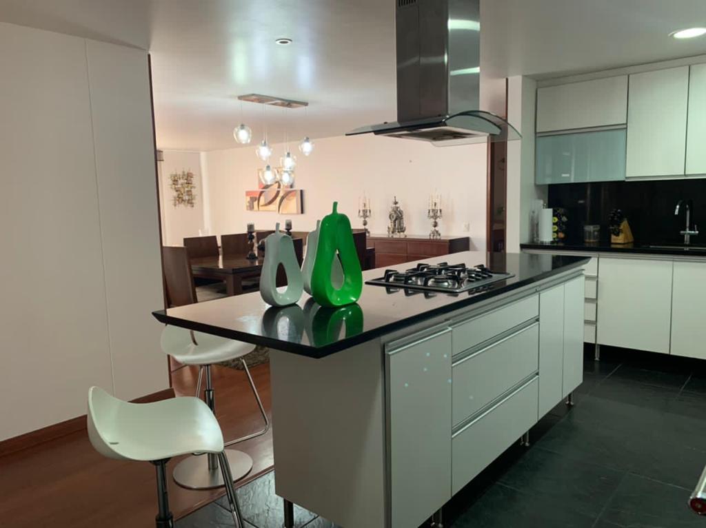 Apartamento en venta en Santa Barbara, Bogotá · foto 11 de 24