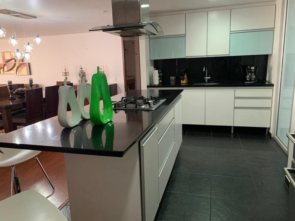 Apartamento en venta en Santa Barbara, Bogotá · foto 12 de 24