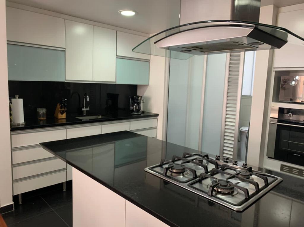 Apartamento en venta en Santa Barbara, Bogotá · foto 4 de 24