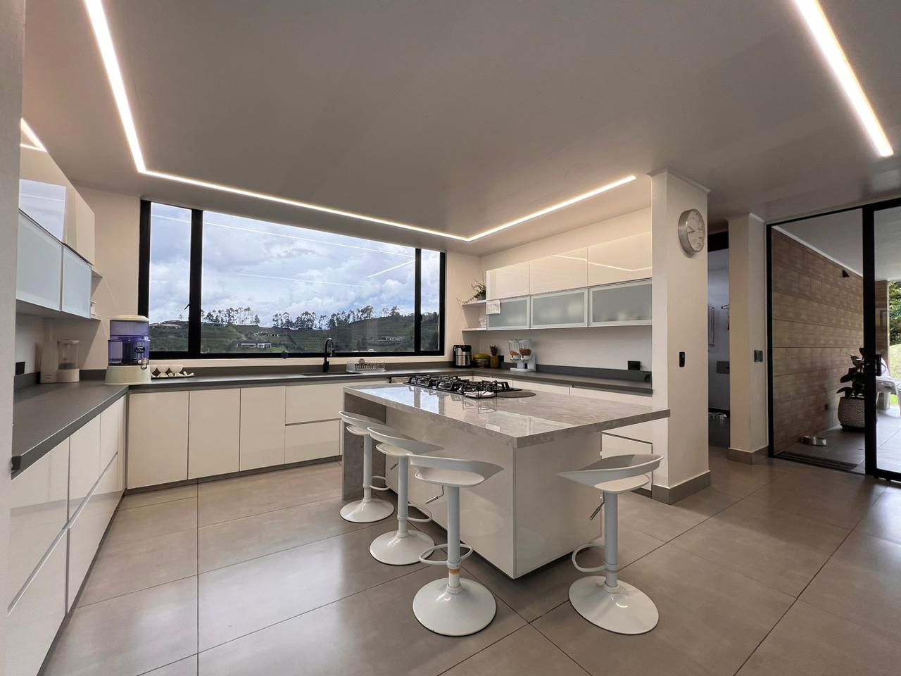 Casa de 4 alcobas en venta en Guarne, 650 m² · foto 4 de 18