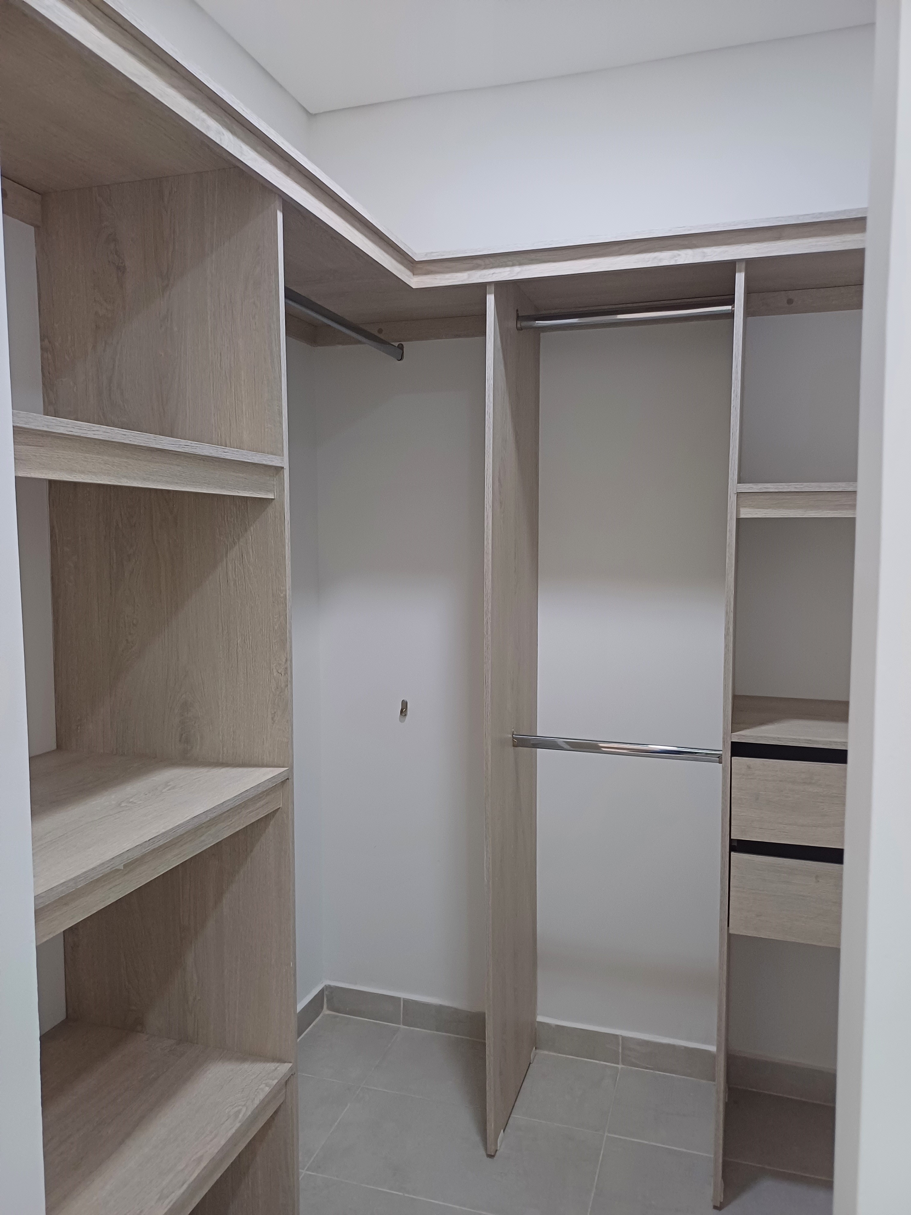 Apartamento de 3 alcobas en venta en Ciudad Jardin, Cali, 127 m² · foto 13 de 20