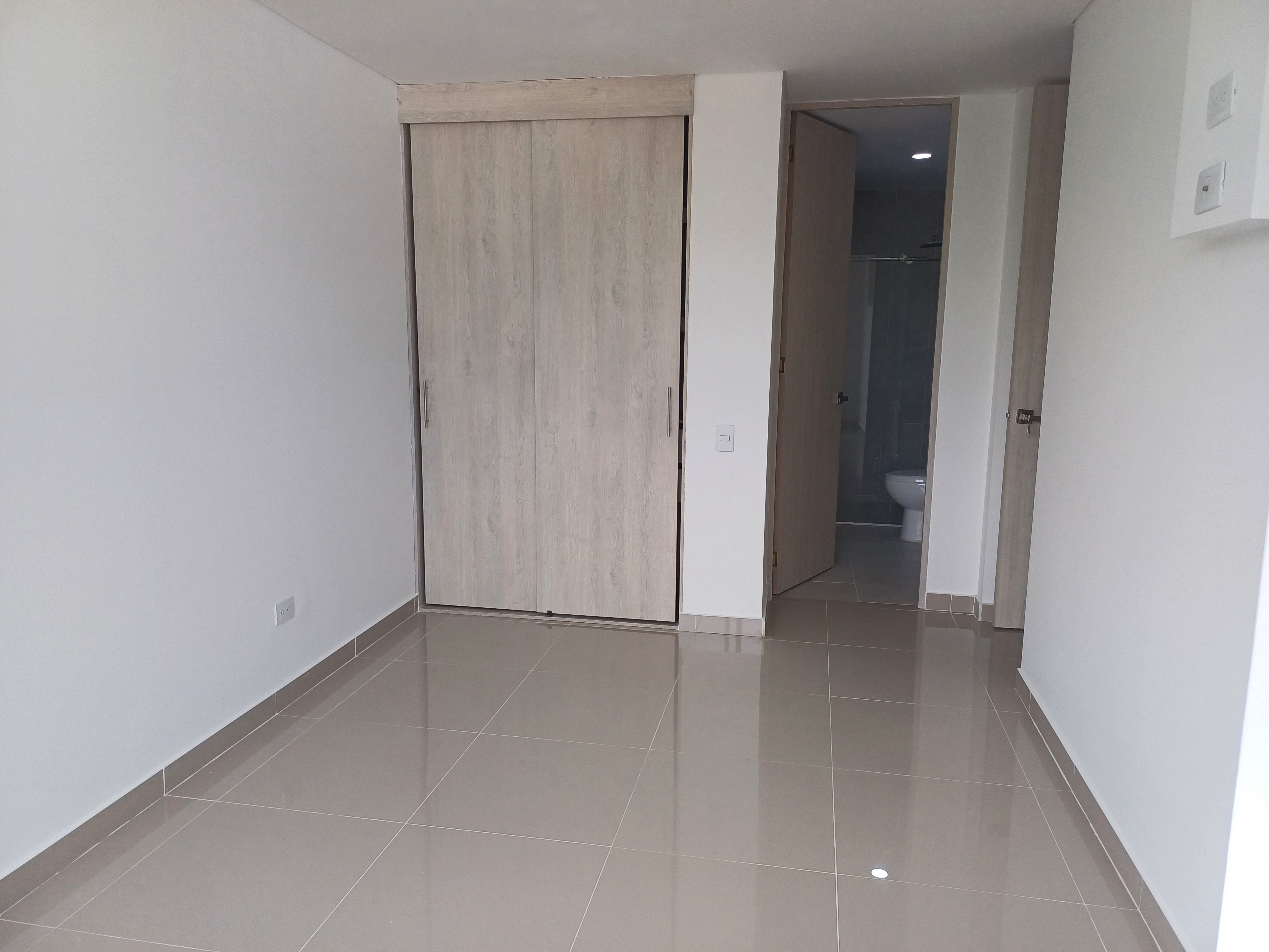 Apartamento de 3 alcobas en venta en Ciudad Jardin, Cali, 127 m² · foto 18 de 20