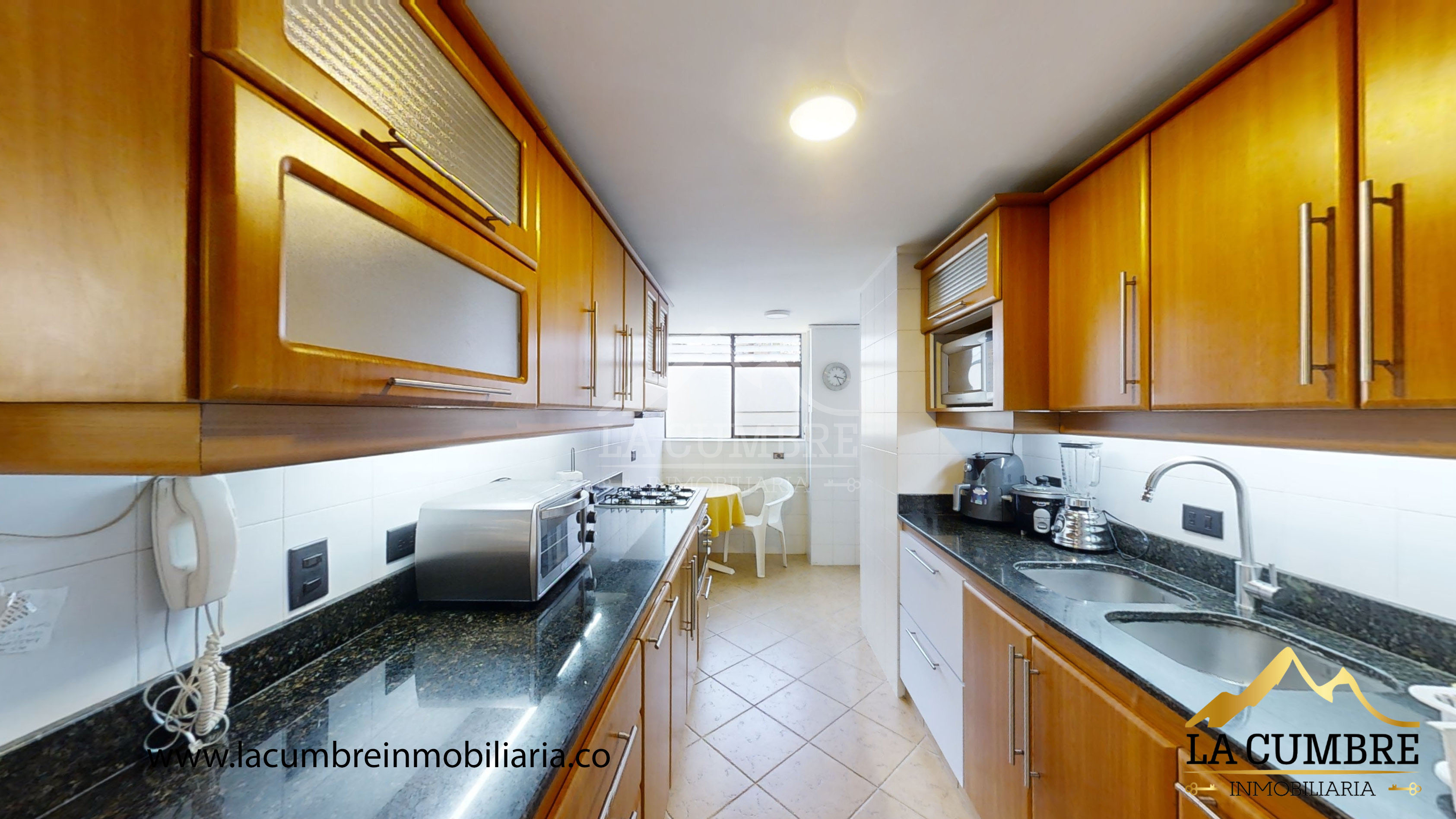 Apartamento en arriendo en El Poblado, Medellín · foto 5 de 14