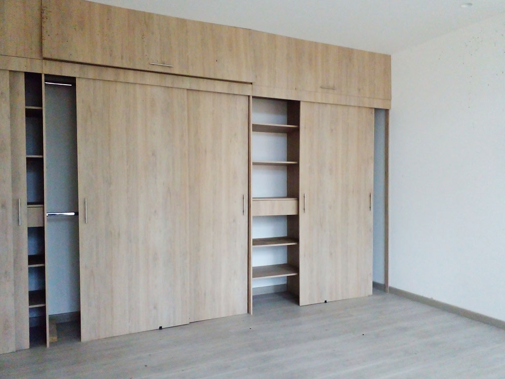 Casa de 5 alcobas en venta en Escobero, Envigado, 386 m² · foto 14 de 20