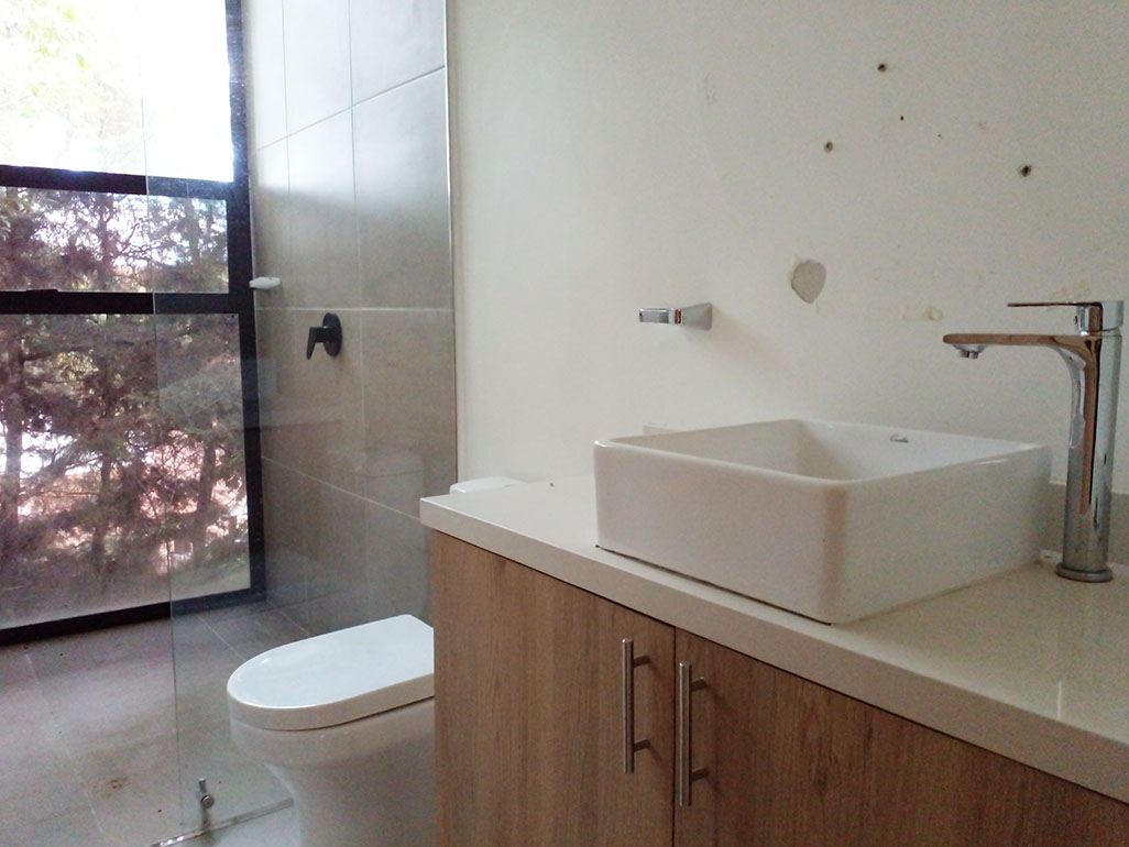 Casa de 5 alcobas en venta en Escobero, Envigado, 386 m² · foto 17 de 20