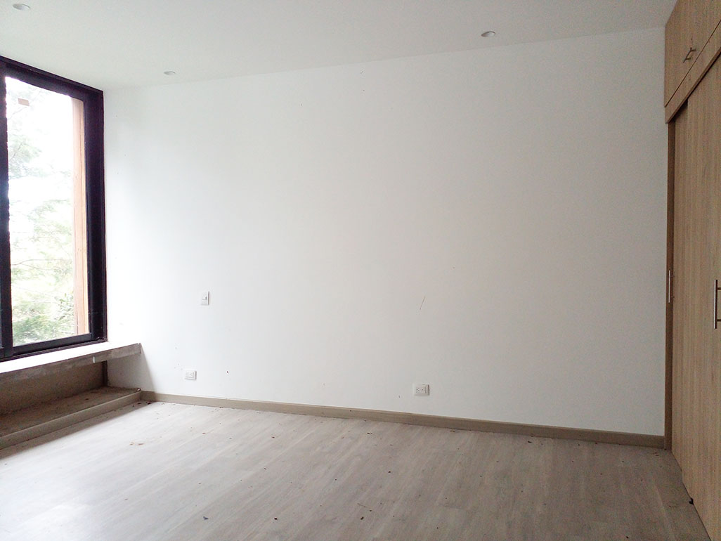 Casa de 5 alcobas en venta en Escobero, Envigado, 386 m² · foto 8 de 20