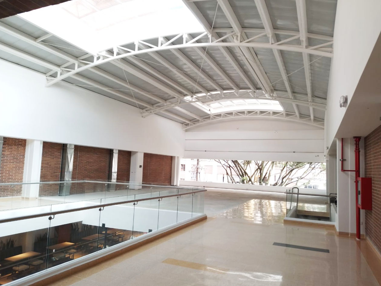 Local en arriendo en U.D. Atanasio Girardot, Medellín, 380 m² · foto 6 de 15