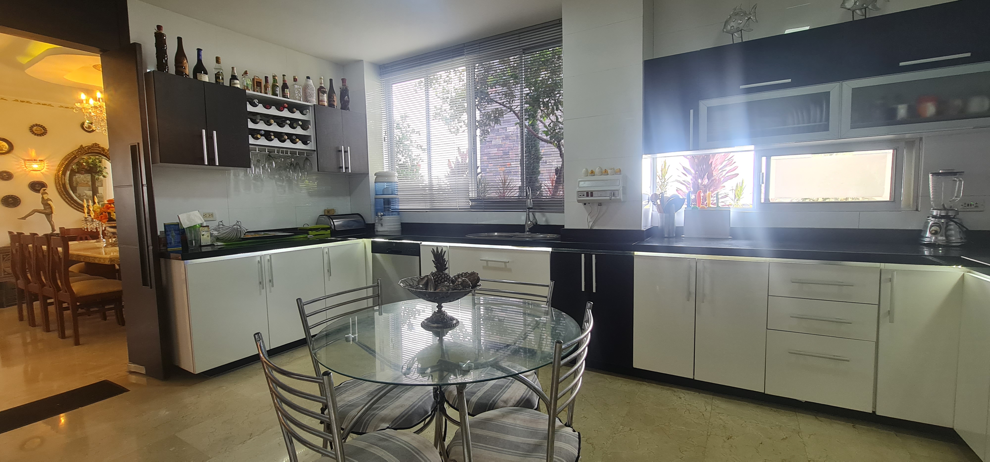 Casa de 5 alcobas en venta en Ruitoque Alto, Floridablanca, 380 m² · foto 4 de 24