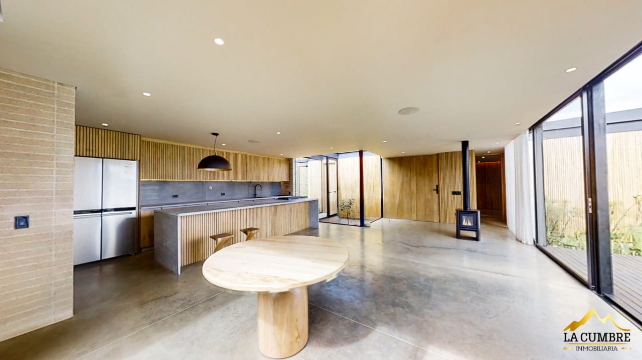 Casa de 3 alcobas en venta en Las Palmas, Envigado, 275 m² · foto 6 de 13