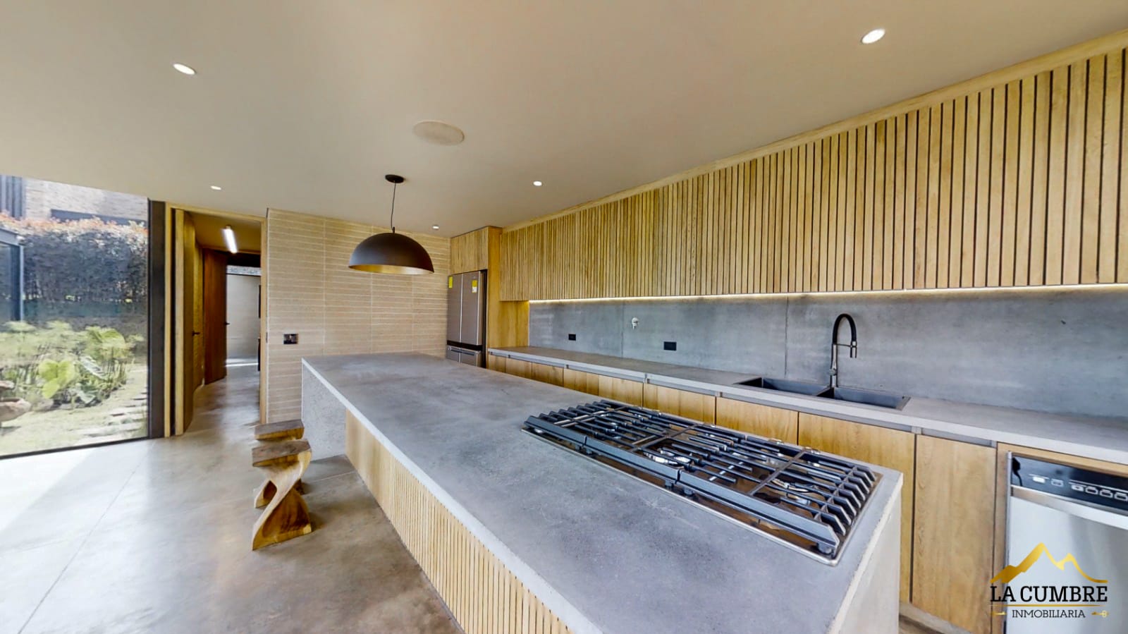 Casa de 3 alcobas en venta en Las Palmas, Envigado, 275 m² · foto 7 de 13