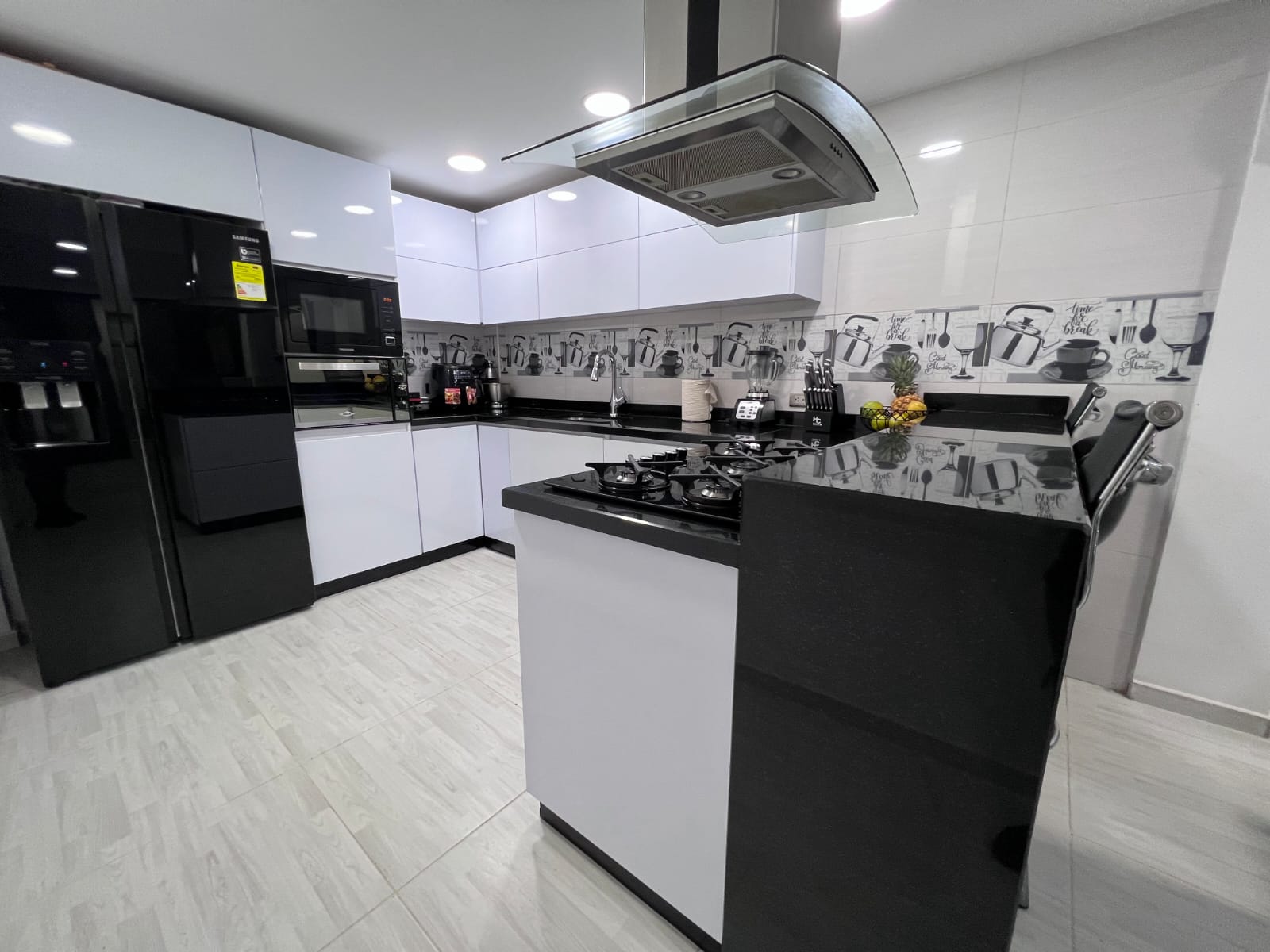 Casa de 6 alcobas en venta en Andalucia Et. Ii, Bogotá, 360 m² · foto 3 de 10