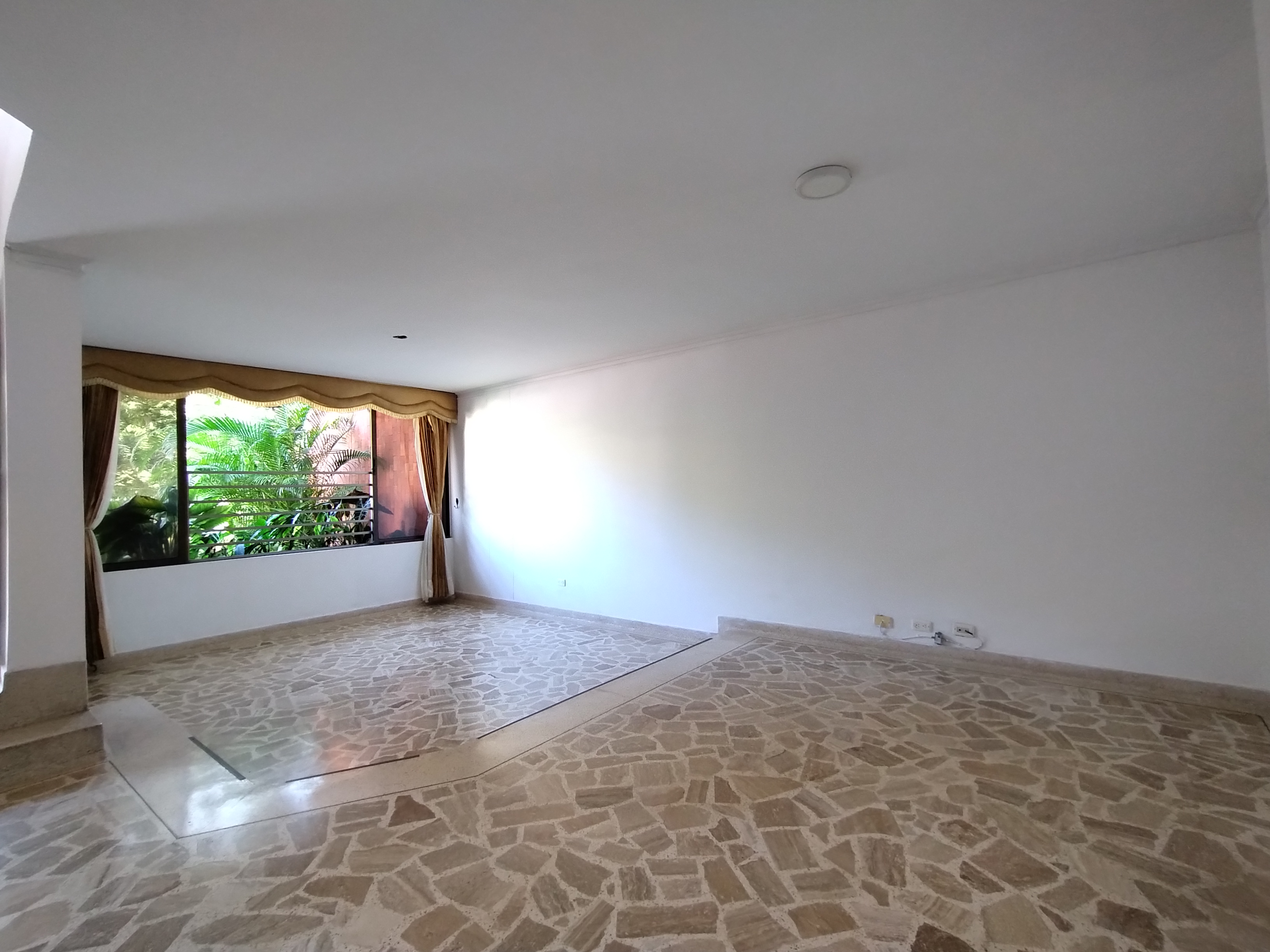 Casa de 3 alcobas en venta en Altos Del Prado, Barranquilla, 180 m² · foto 2 de 15