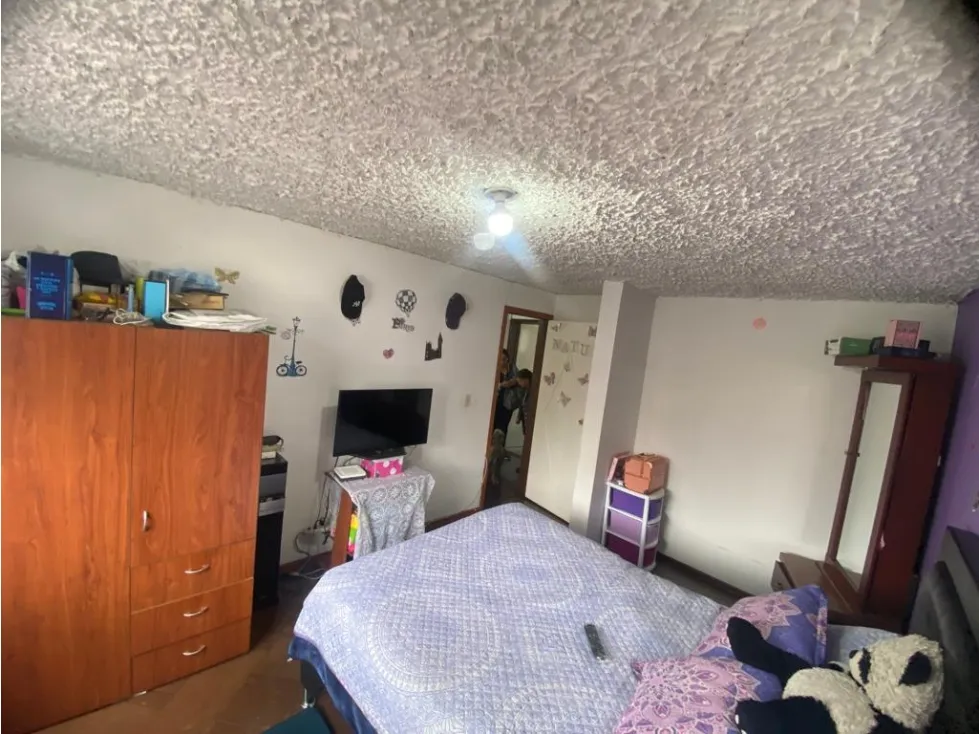 Apartamento de 7 alcobas en venta en Engativá, Bogotá, 198 m² · foto 12 de 24