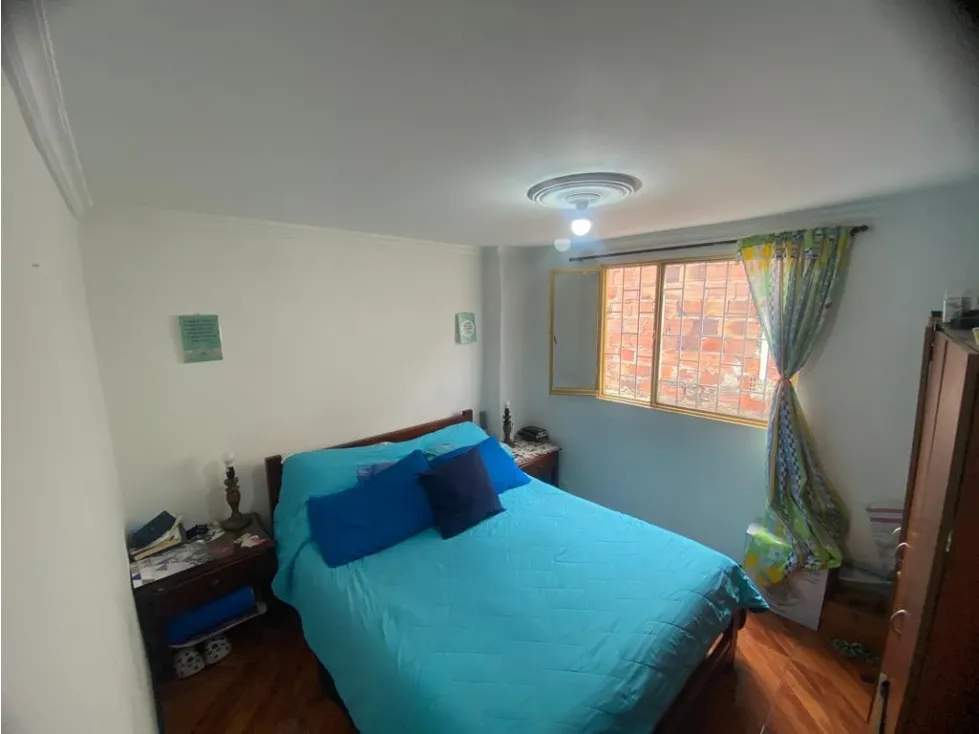 Apartamento de 7 alcobas en venta en Engativá, Bogotá, 198 m² · foto 19 de 24