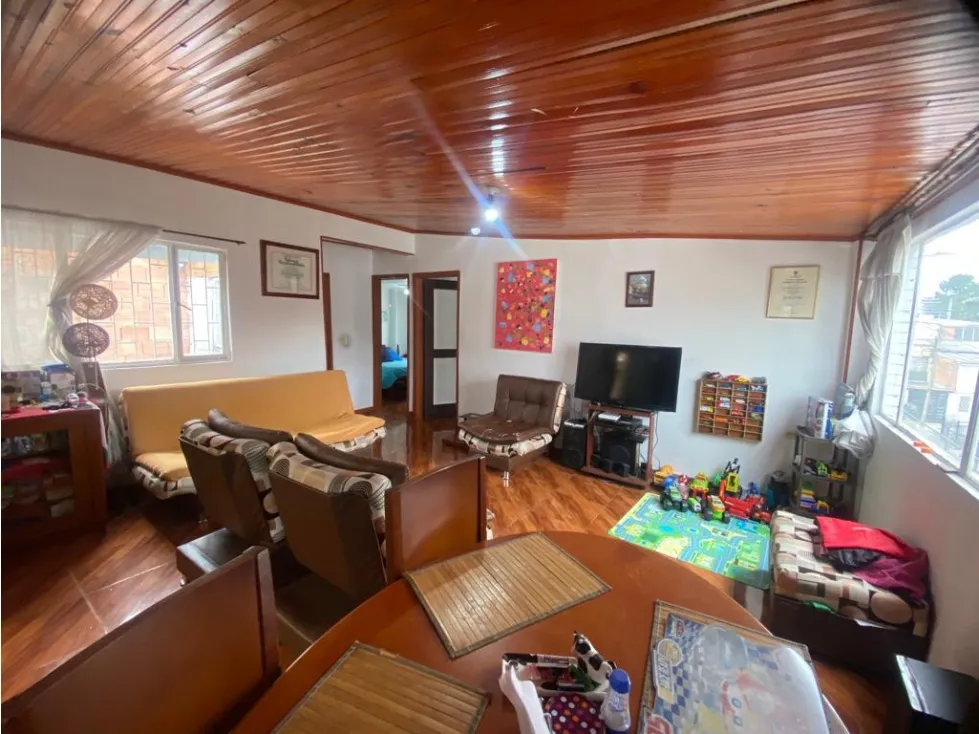 Apartamento de 7 alcobas en venta en Engativá, Bogotá, 198 m² · foto 22 de 24