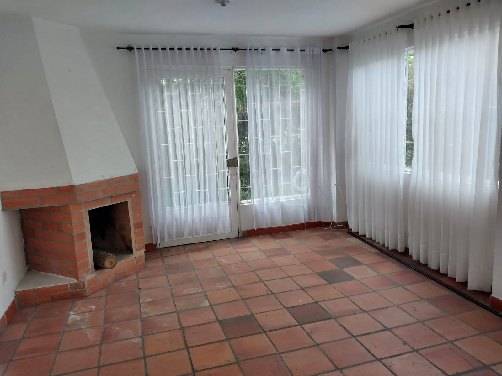 Casa de 5 alcobas en venta en Puente Vargas, Cajicá, 737 m² · foto 2 de 24