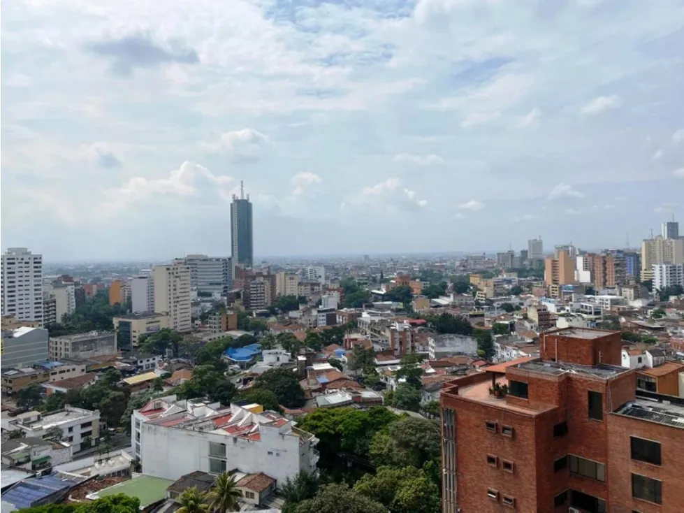 Apartamento de 4 alcobas en venta en San Pedro, Cali, 140 m² · foto 2 de 24
