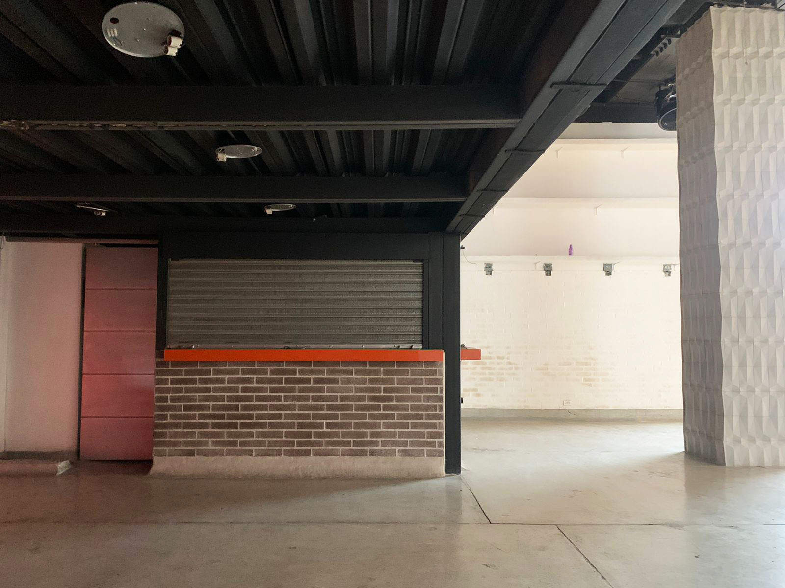 Local en arriendo en Colombia, Medellín, 150 m² · foto 4 de 8