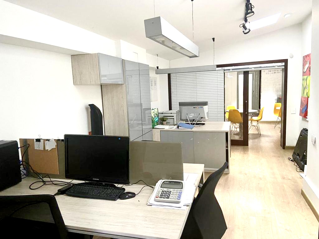 Casa de 6 alcobas en venta en El Nogal, Bogotá, 362 m² · foto 10 de 24