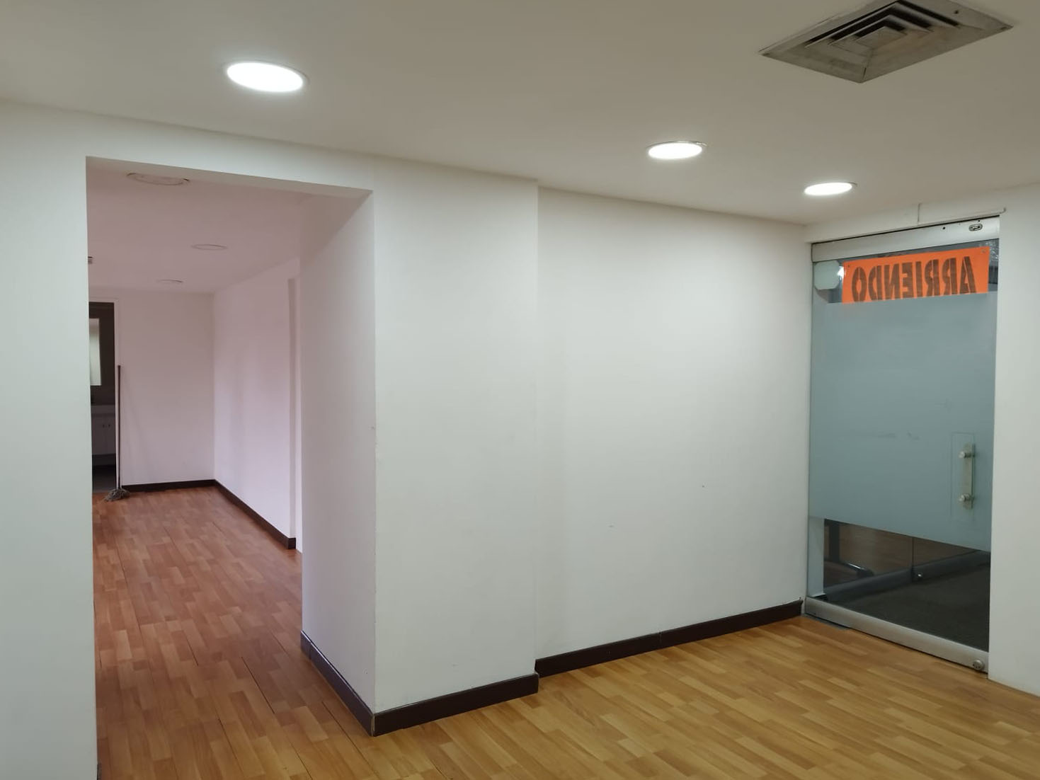 Oficina en arriendo en El Poblado, Medellín, 110 m² · foto 13 de 16