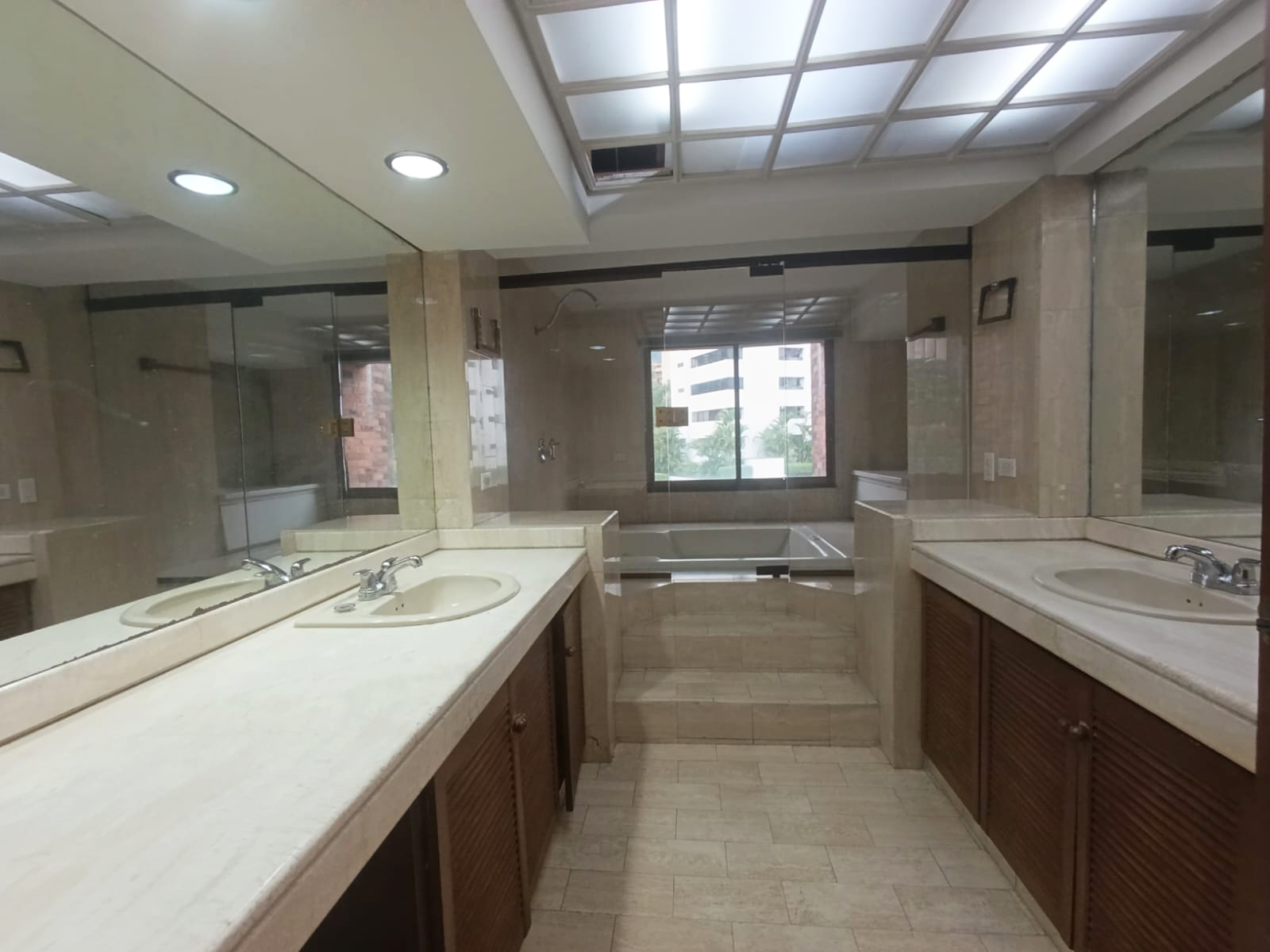 Apartamento en arriendo en San Lucas, Medellín · foto 14 de 18