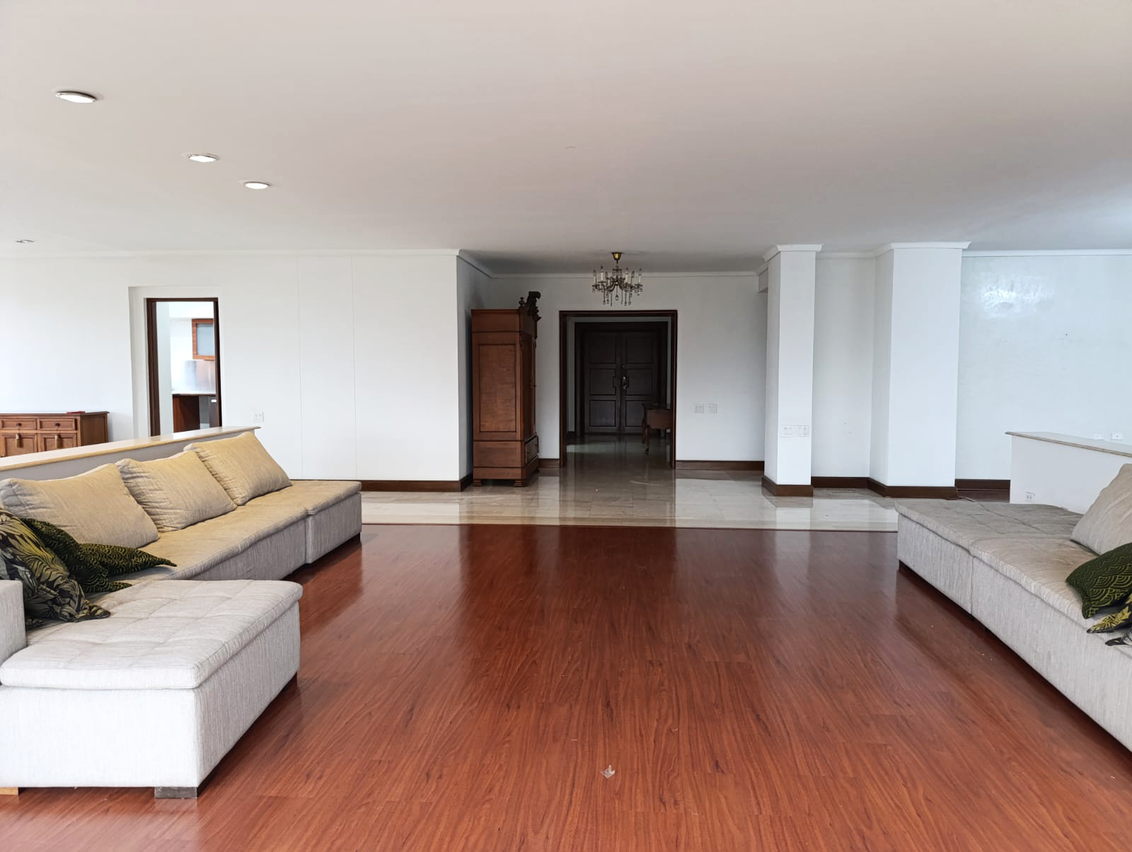 Apartamento en arriendo en San Lucas, Medellín · foto 3 de 18