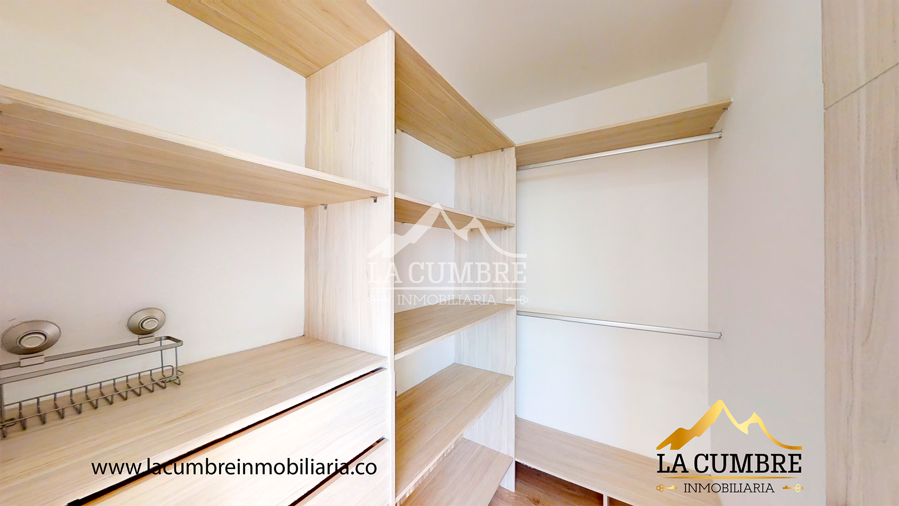 Apartamento de 3 alcobas en arriendo en Loma De Los Gonzalez, Medellín, 104 m² · foto 10 de 11
