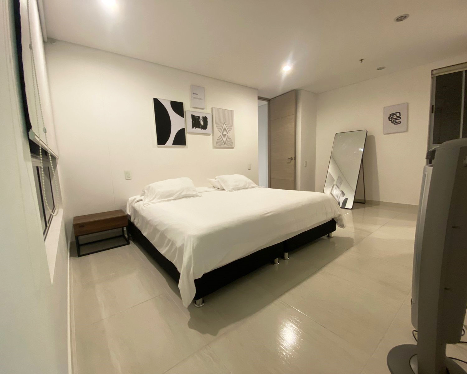 Apartamento en arriendo en La Florida, Medellín · foto 3 de 13