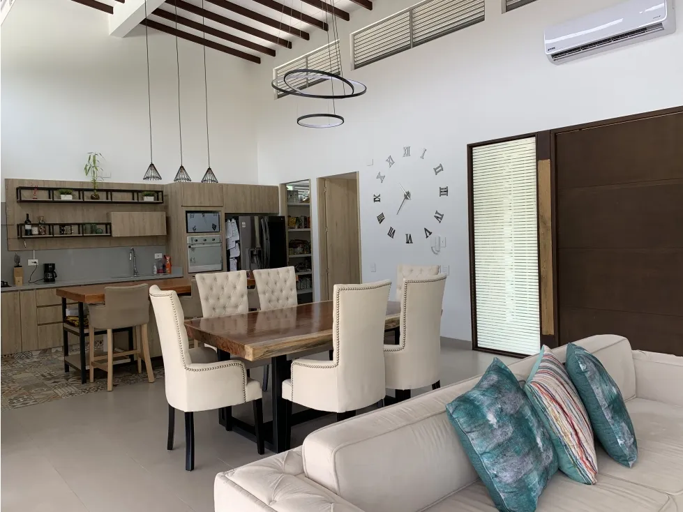 Casa de 3 alcobas en venta en Via El Eden, Armenia · foto 3 de 24