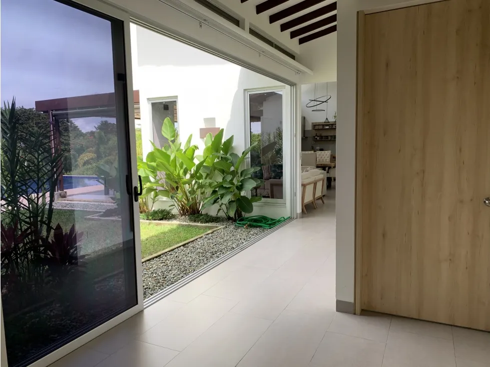 Casa de 3 alcobas en venta en Via El Eden, Armenia · foto 12 de 24