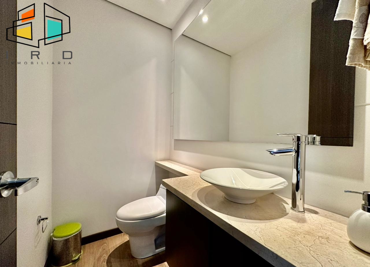 Apartamento de 3 alcobas en arriendo en La Florida, Medellín, 140 m² · foto 3 de 24