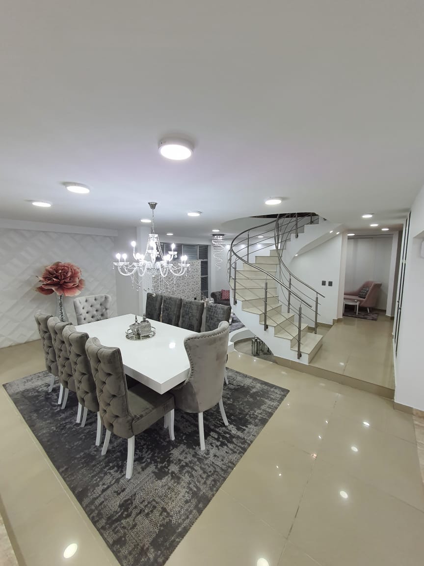 Casa de 4 alcobas en venta en La Floresta, Los Patios, 460 m² · foto 5 de 20