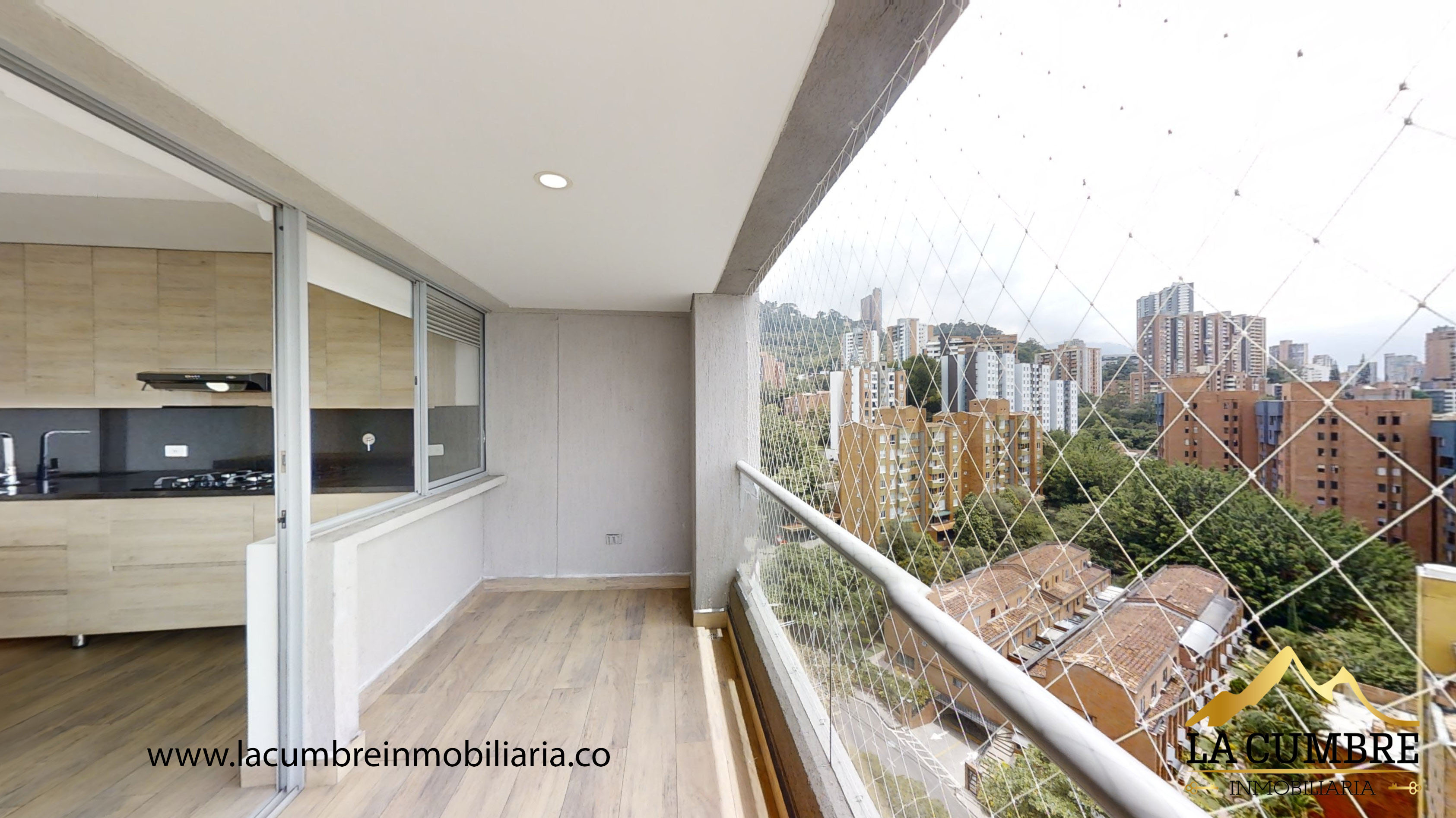 Apartamento en arriendo en El Poblado, Medellín · foto 4 de 11