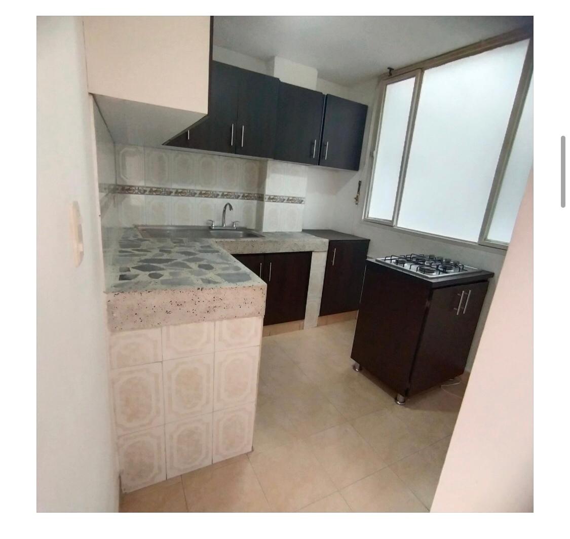 Edificio en venta en Los Alcazares, Manizales, 220 m² · foto 6 de 24