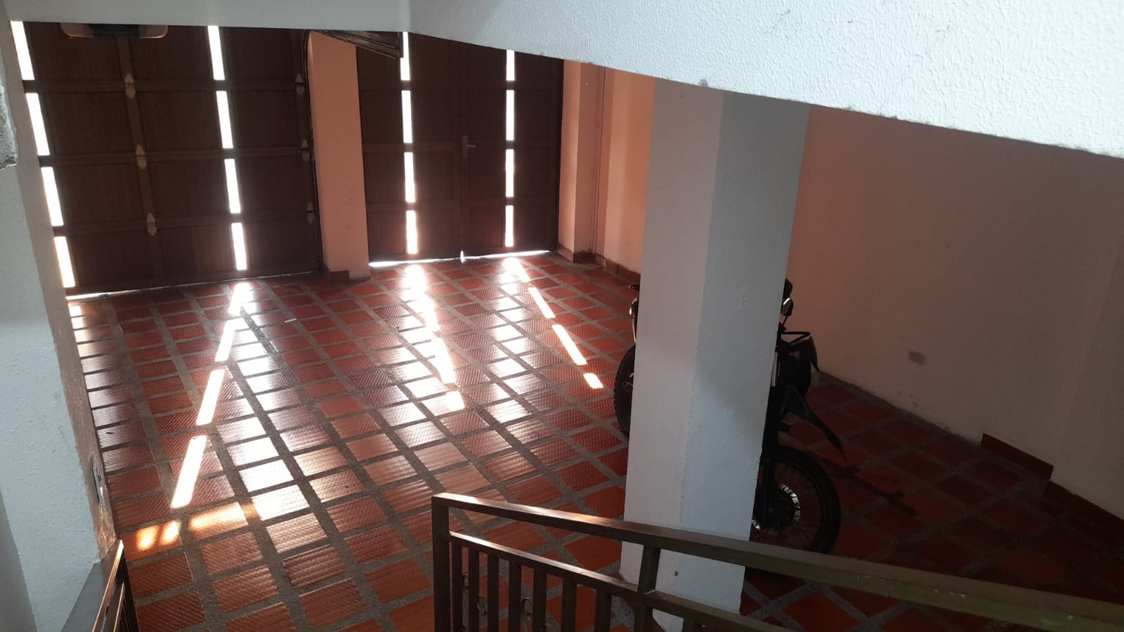 Edificio en venta en Los Alcazares, Manizales, 220 m² · foto 23 de 24