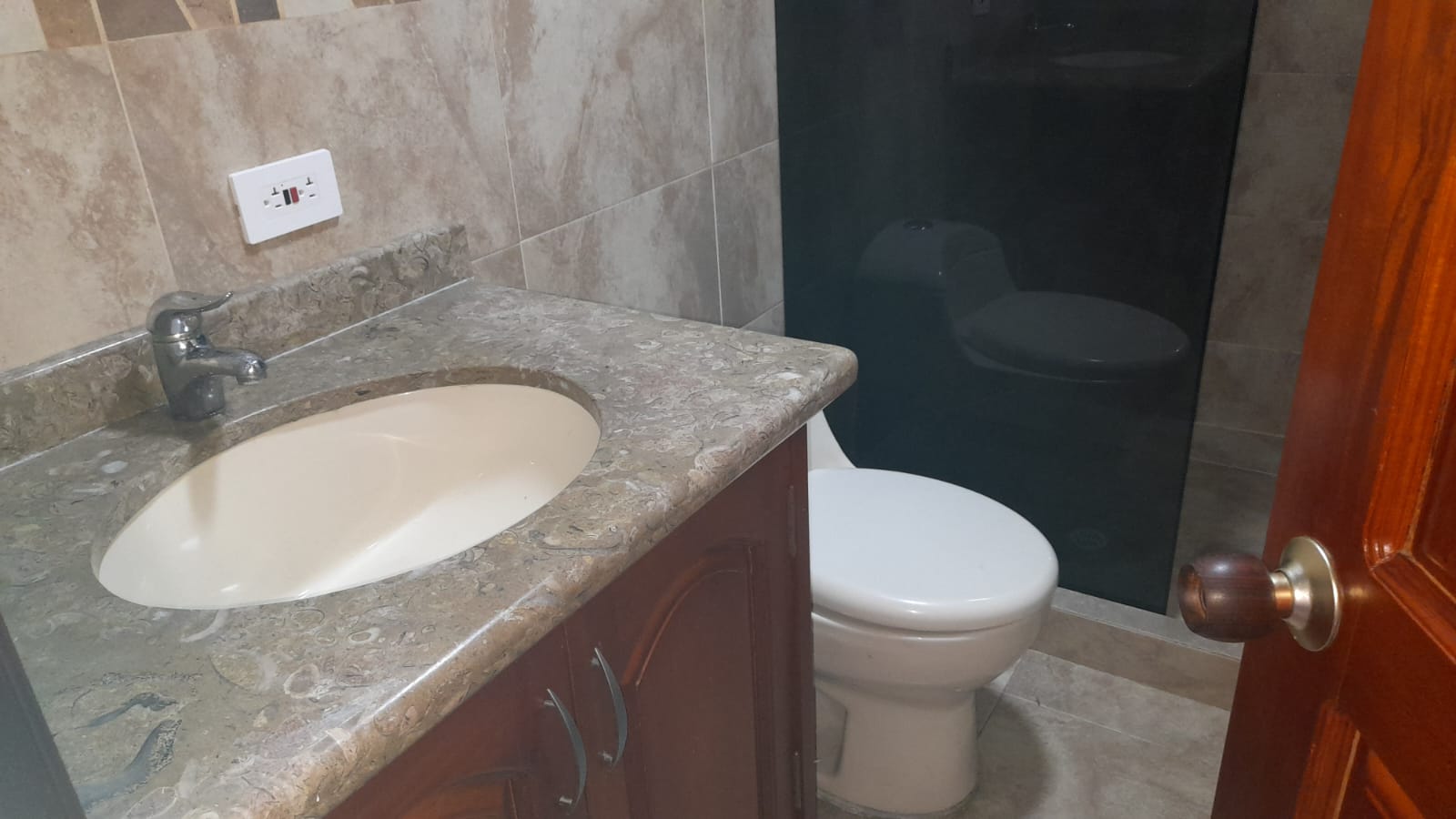 Edificio en venta en Los Alcazares, Manizales, 220 m² · foto 11 de 24