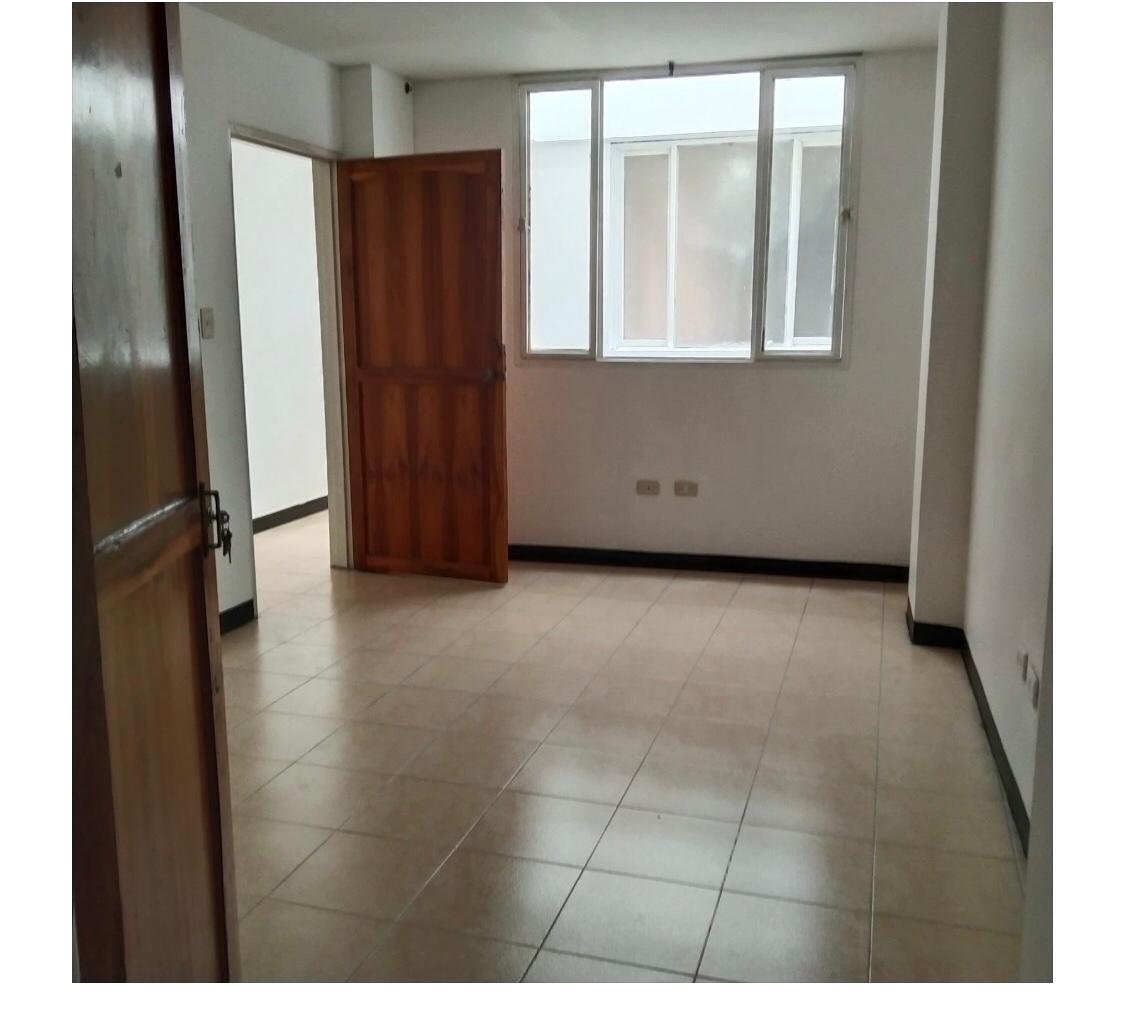 Edificio en venta en Los Alcazares, Manizales, 220 m² · foto 4 de 24