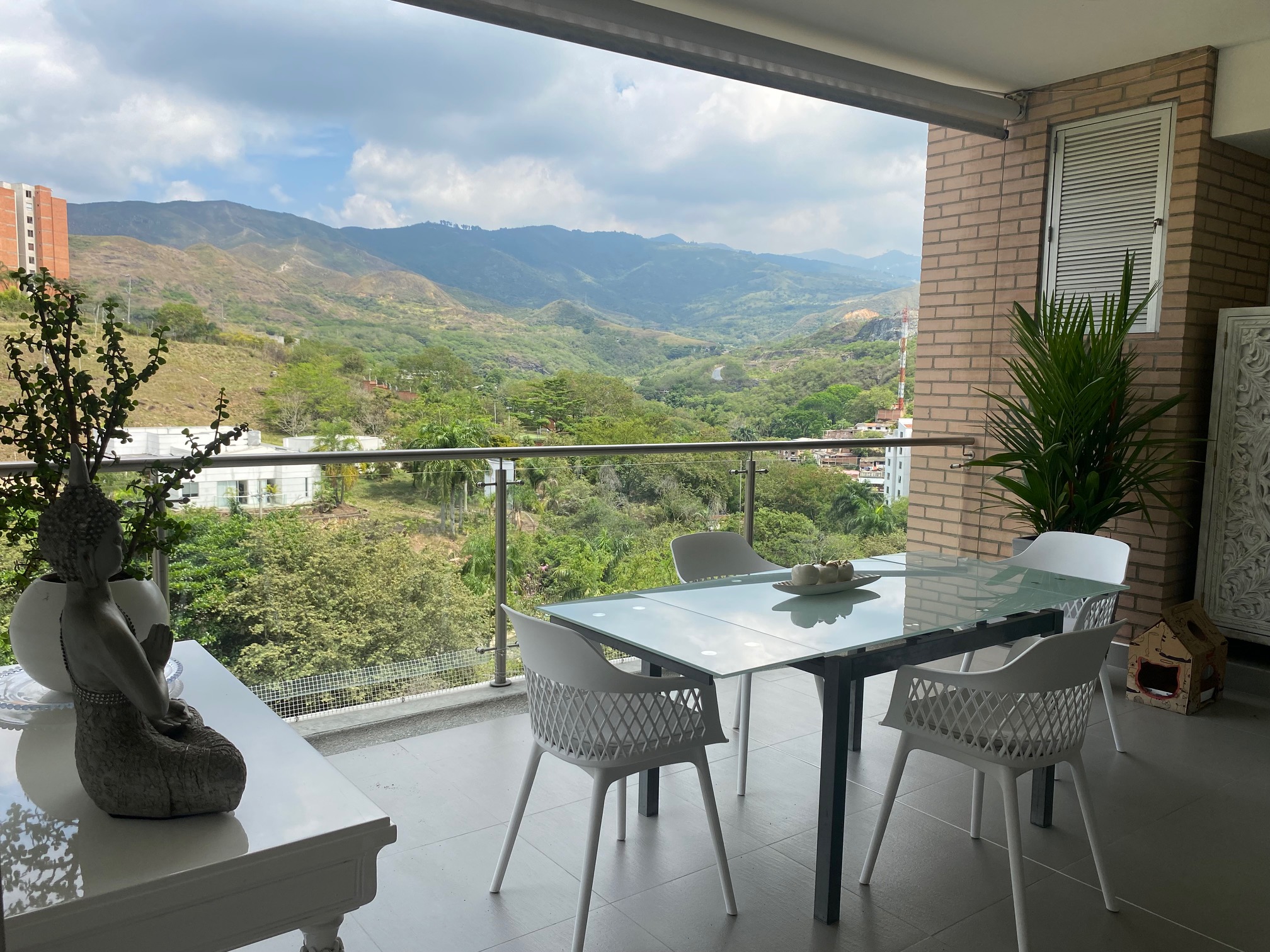 Apartamento en venta en Aguacatal, Cali · foto 8 de 21