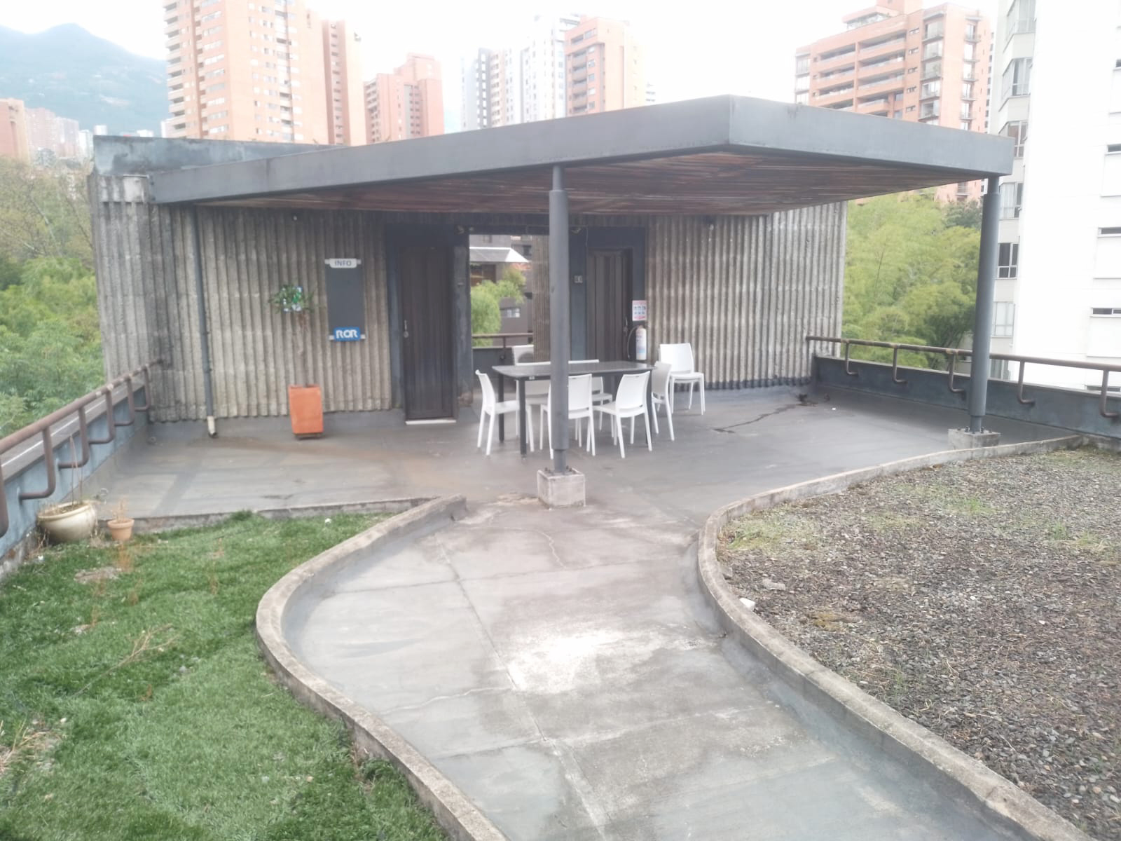 Oficina en arriendo en La Florida, Medellín, 110 m² · foto 9 de 16