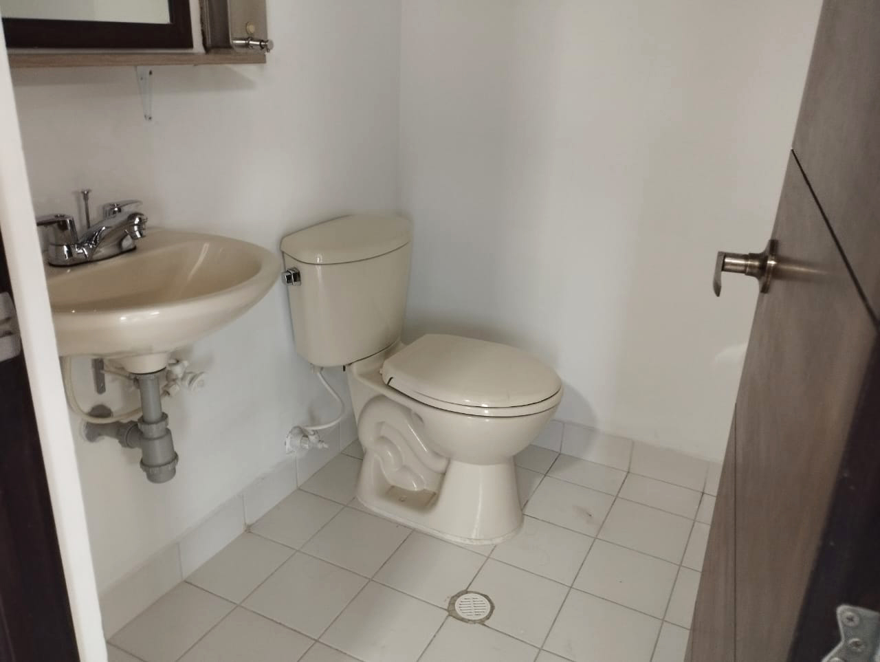 Oficina en arriendo en Milla De Oro, Medellín, 95 m² · foto 18 de 18